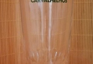 Copo antigo em vidro com publicidade das Águas de Carvalhelhos ( rótulo Verde )