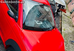 Microcar MGO4