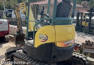 Mini giratria yanmar vi-o 20 ano 2012
