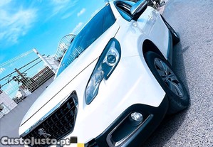 Peugeot 2008 Style - 18