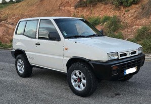Nissan Terrano II 2.7 TD 100 CV