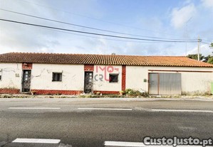 Moradia T3 Em Alvorninha,Caldas Da Rainha