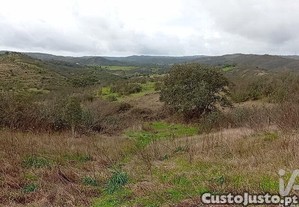 Terreno Agrícola em Ameixial