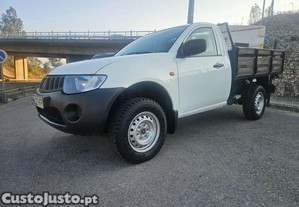 Mitsubishi L200 4x4 cabine simples - 06