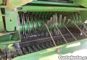 enfardadeira Krone para trator