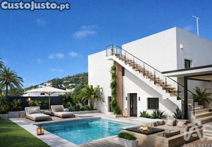 Loja / Estabelecimento Comercial em São Brás de Alportel de 80,00 m²