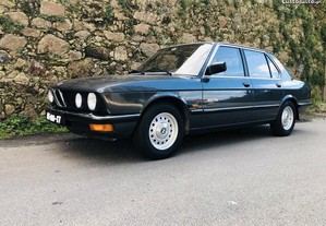 BMW 520 E28 - 125HP