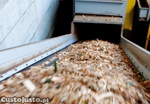 Oper�rio de M�quinas Industriais (m/f) Arganil