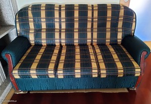 Sofá de tecido, com 3 lugares