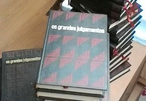 Os Grandes Julgamentos - Bazaine * Laval (formato livro grande) -