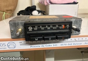 Rádio Opel antigo
