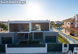 Casa / Villa T4 em Fernão Ferro de 204 m²