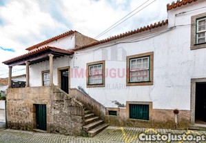Majestosa Moradia No Corao De Pinhel