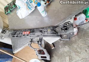 Frente como nova para Mercedes C W203