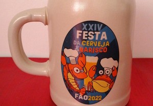 Caneca 0,5 Lt em grés alusiva ao XXIV Festival da Cerveja & Marisco Fão 2022