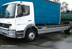 Camio chassis Mercedes-Benz atego 1218