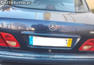 Mercedes-Benz E 220 Elegance - 97