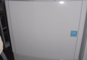 Maquina secar com condensação - INDESIT 8kg./ Òtimo estado / Com garantia