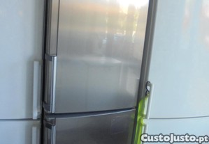 Frigorifico - ARISTON / Muito bom estado / Com garantia