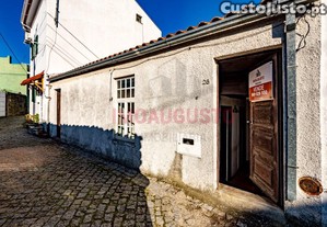 Moradia Em Celorico Da Beira