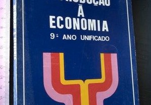 Introdução à economia - Carlos Branco Morais