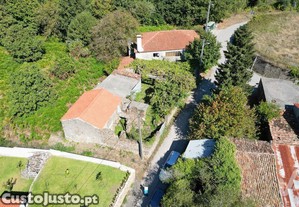 Casa tradicional T4 em São Miguel, Santa Eufémia e Rabaçal de 284,00 m²
