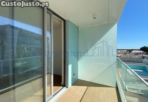 Apartamento T3 Em Condomnio De Luxo Em Frente...