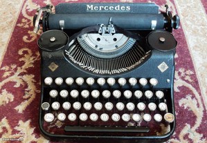 Maquina de escrever Mercedes Ano 1935