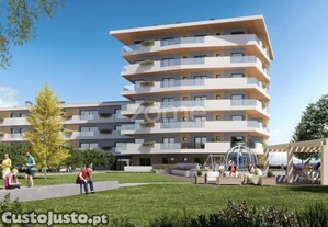 Loja Nova Em Construção, Com 98,16M2 Em Ramalde...