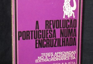 Livro A Revolução Portuguesa numa Encruzilhada