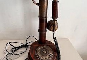 Telefone design antigo