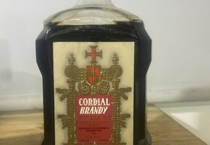 Cordial Brandy delicado licor de mel e frutos do Algarve