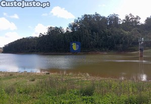 Terreno com 1996m2 na Alvorninha, Caldas da Rainha