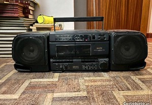 Cassete radio SANYO M901SR