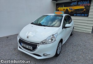 Peugeot 208 1.2Vti 82Cv Style 70.000Km 06/2015