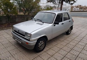 Renault  Laureate - 85