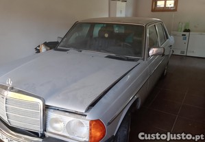 Mercedes-Benz 300 TD Limousine