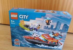 Set LEGO City / Barco de Resgate dos Bombeiros (NOVO)
