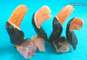 Casal de tucanos dolomite e quartzo 11x6x3cm