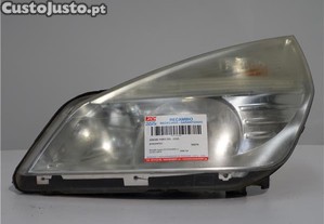 FAROLIM DIANTEIRO ESQUERDO Renault espace iv jk0 2002 8200394702