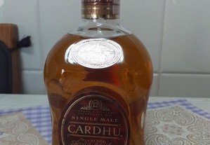 Garrafa de Whisky Cardhu