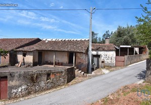 Casa de aldeia T2 em Coimbra de 190,00 m²