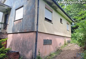 Casa / Villa T2 em Esqueiros, Nevogilde e Travassó