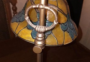 candeeiro em cobre de mesa ou escritório antigo