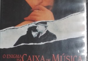 O Enigma da Caixa de Música (1989) Jessica Lange IMDb 7.3