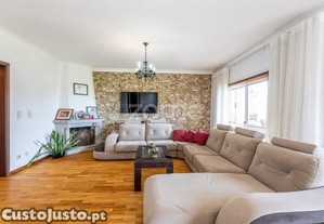 Moradia T8, Em Silvalde, Espinho