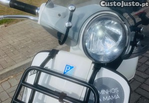 Piaggio Vespa