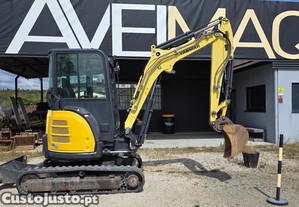 Mini giratoria Yanmar Vio38- 3.885kg