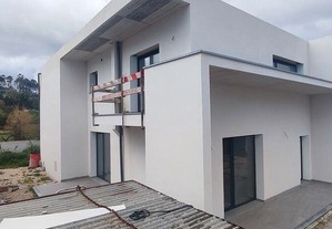 Habitação T4 em Leiria de 230,00 m²