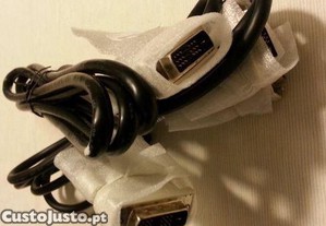 Cabo DVI Macho + Macho com 1,8 m (NOVO)